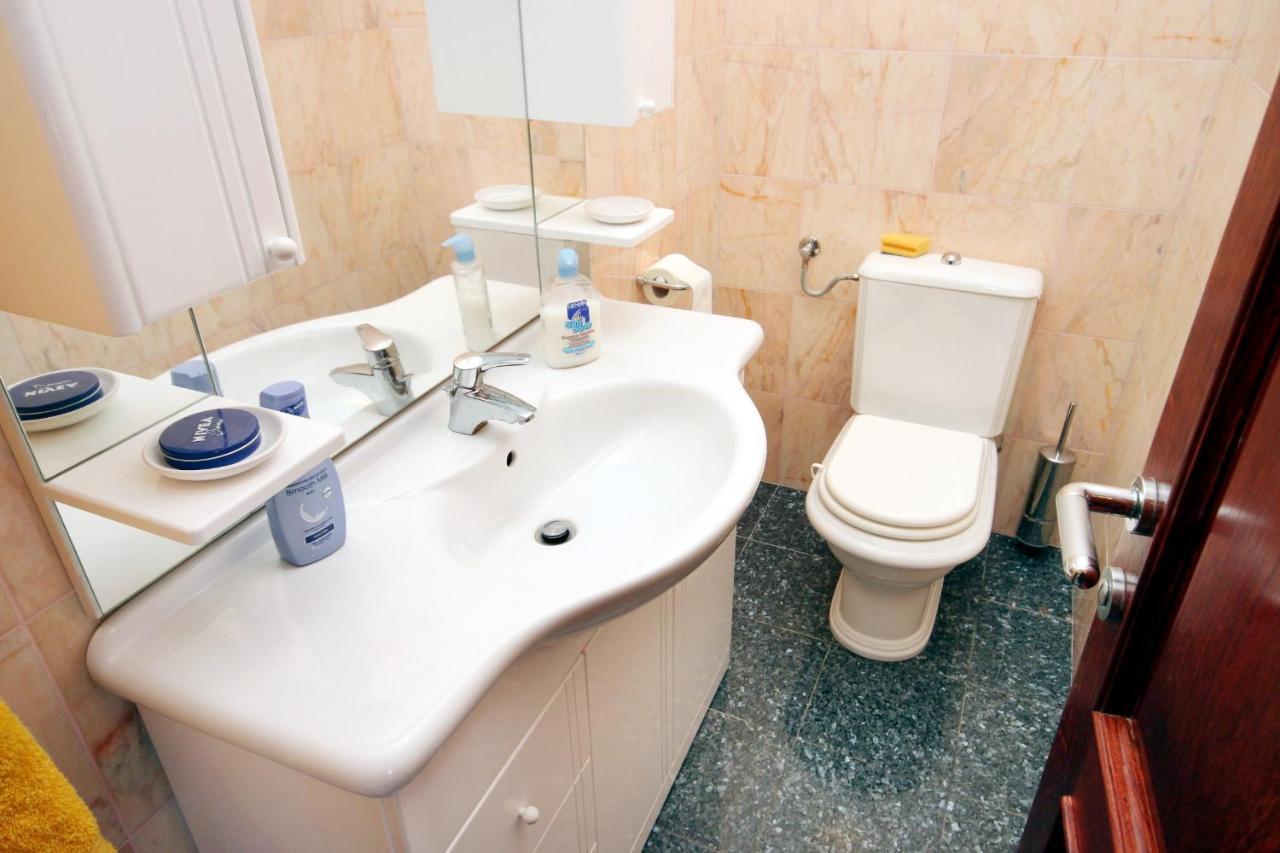 Family Friendly Apartments With A Swimming Pool Rogoznica - 7557 Eksteriør billede