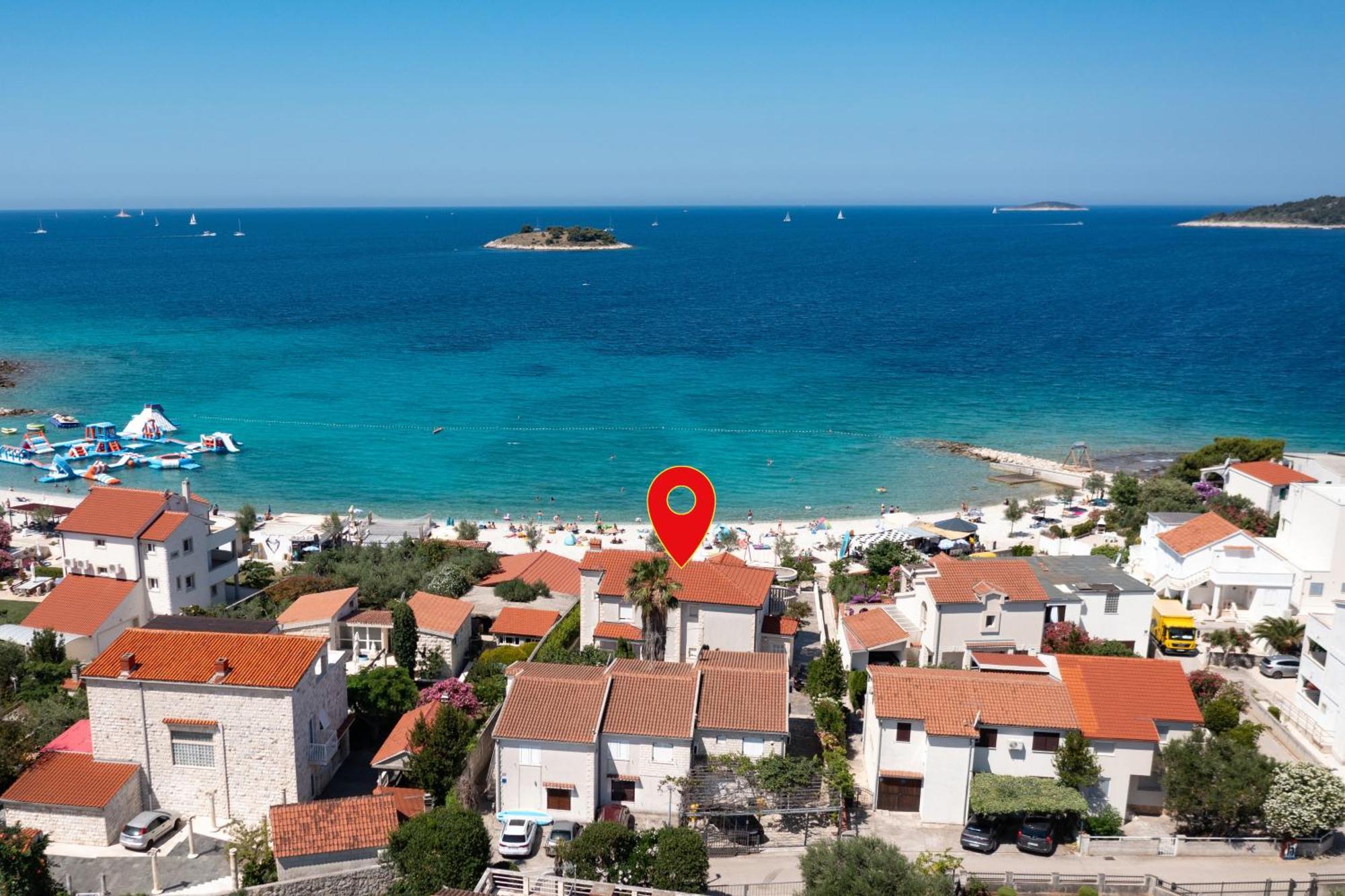 Family Friendly Apartments With A Swimming Pool Rogoznica - 7557 Eksteriør billede